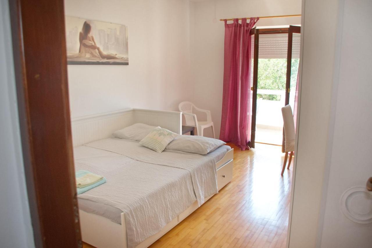 Apartments Summersong โนวาลยา ภายนอก รูปภาพ