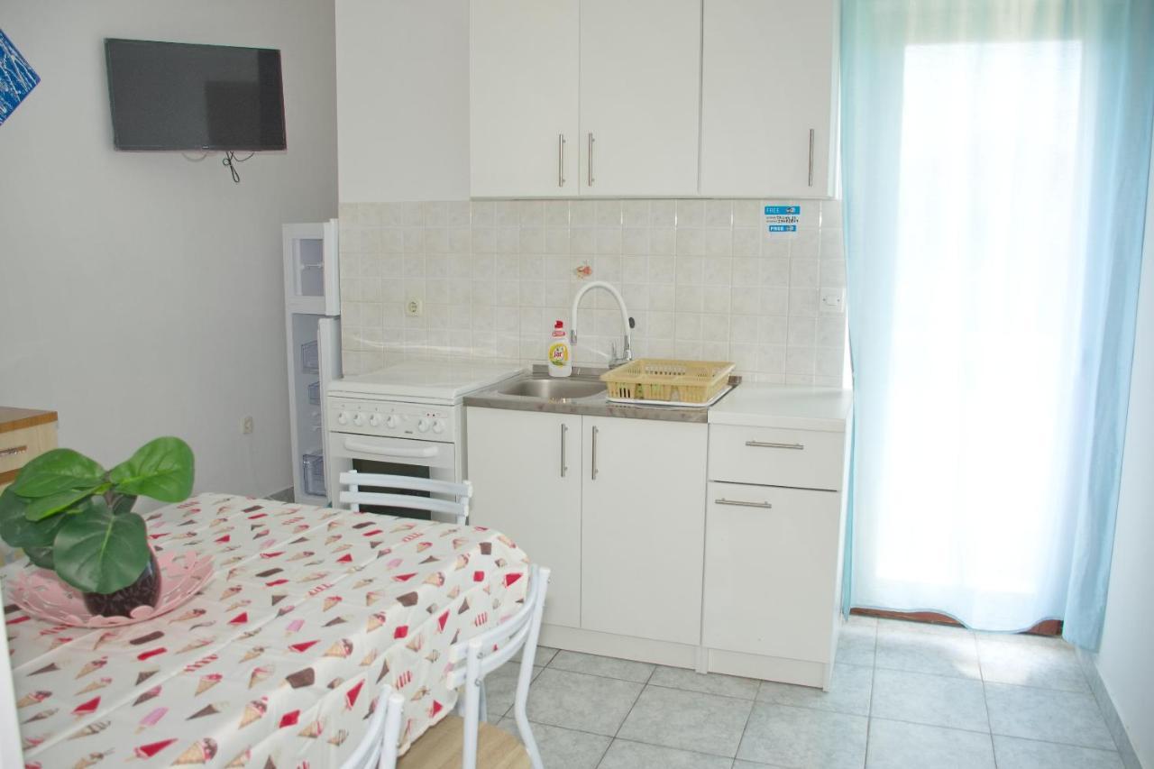 Apartments Summersong โนวาลยา ภายนอก รูปภาพ