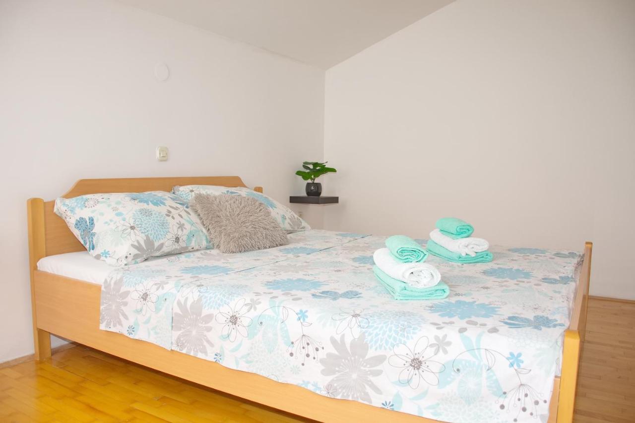 Apartments Summersong โนวาลยา ภายนอก รูปภาพ