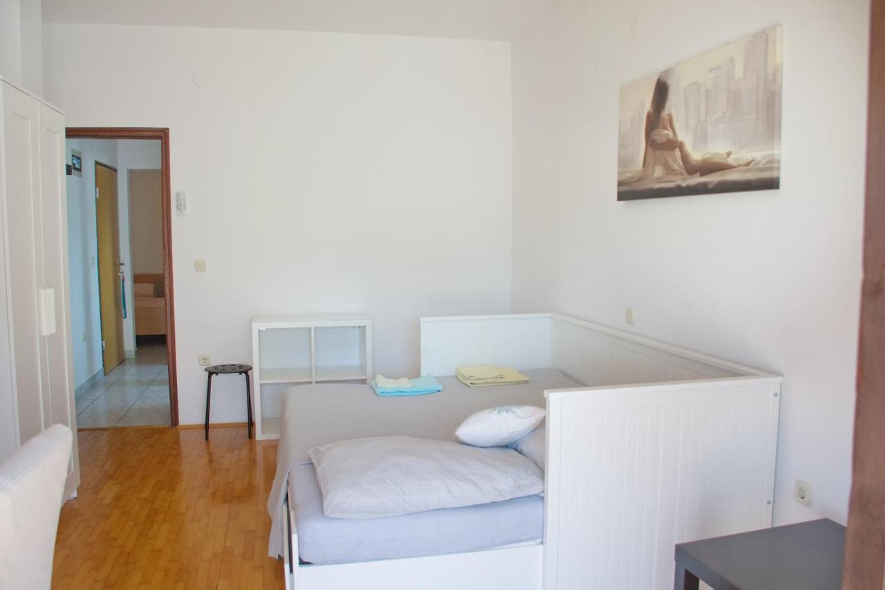 Apartments Summersong โนวาลยา ภายนอก รูปภาพ