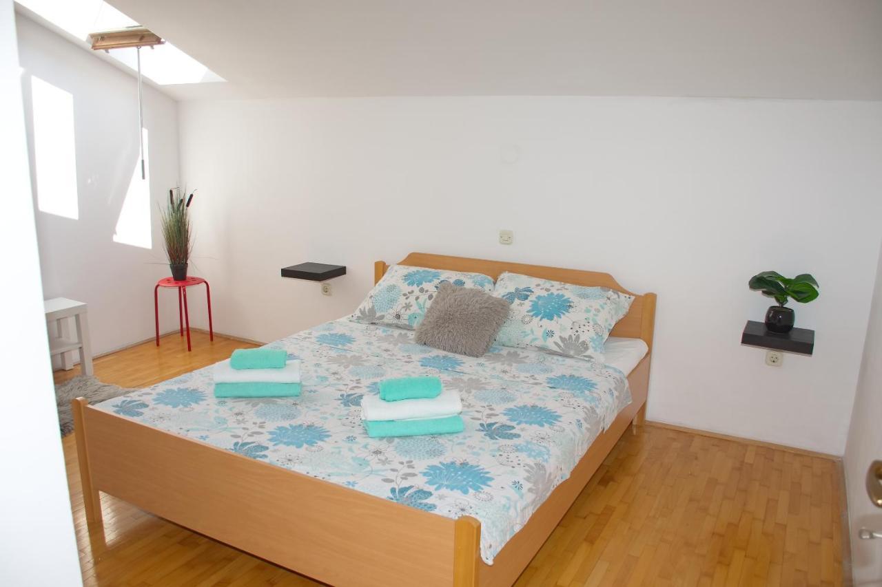 Apartments Summersong โนวาลยา ภายนอก รูปภาพ